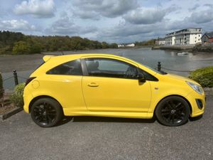 Opel Corsa 1.2 Vauxhall LIMITED EDITION 85PS 3DR - Image 4