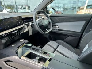 Opel Grandland GS 5 DR MHEV 136ps - Image 3