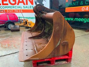 84" STRICKLAND GRADING BUCKET....80mm.....1587. - Image 3