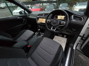 Volkswagen Tiguan 1.4 TSI R-LINE EDITION / 360 CAM - Image 3