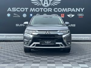 Mitsubishi Outlander 4x4 auto - Image 2