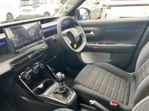 Citroen C3 New Plus 1.2 - Image 2