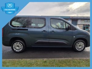 Opel Combo BRAND NEW Opel Combo / 2025 / Auto - Image 4