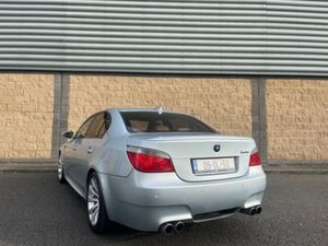 BMW M5 E60  5.0L V10 AUTO 4DR 507BHP - Image 3
