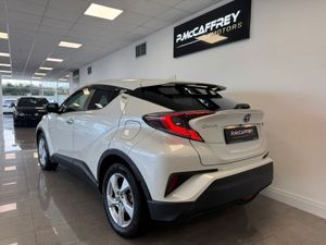 2018 Toyota C-HR Luna, 1.8 Hybrid Reversing Camera - Image 3