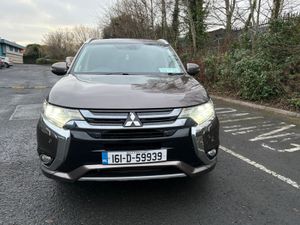 MITSUBISHI OUTLANDER / 2016 / 2.0 HYBRID / AUTO - Image 2