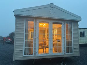 Mobile homes - Image 2