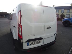 Ford Transit Custom CREW CAB  TREND 2.0 10 105M6 3 - Image 4