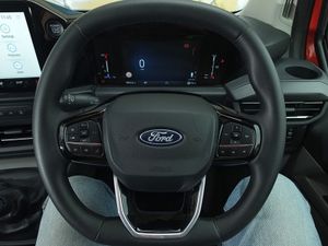 2024 Ford Transit Custom Panel Van - Image 4