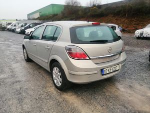 Opel Astra 2007 - Image 2