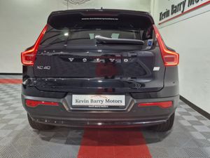 Volvo XC40 T4 PLUS DARK RECHARGE AUTOMATIC **ONE O - Image 4