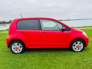 Volkswagen up! LOW MILEAGE//FINANCE AVAILABLE//NEW - Image 3