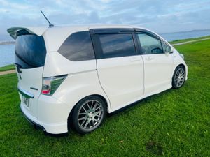 Honda Freed DAA-GP3 7 SEATS 5DR AUTO - Image 4