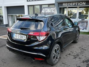 2015 Honda Vezel 1.5 automatic Hybrid, Full specs - Image 4