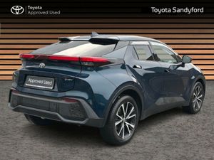 Toyota C-HR HYBRID SPORT // HEATED SEATS // APPLE - Image 2