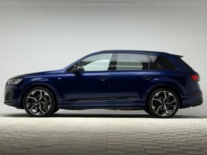 Audi Q7 S LINE 55 TFSI E QUATTRO - Image 4