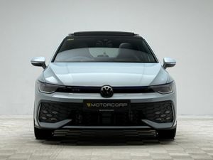 Volkswagen Golf GTE 1.5 PHEV 272HP DSG *PAN ROOF* - Image 2