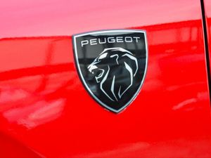 Peugeot 308 1.5 BlueHDi 130bhp GT Auto - Image 4