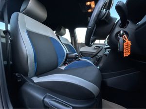 Volkswagen Polo 1.4 GT EDITION // ANDROID AUTO UNI - Image 4