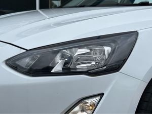Ford Focus ZETEC TDCI - Image 3