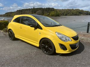 Opel Corsa 1.2 Vauxhall LIMITED EDITION 85PS 3DR - Image 2