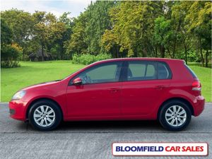 Volkswagen Golf AUTO , 1.2TSI // LOW MILEAGE - Image 4