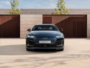 Audi A6 AVANT E-TRON PERFORMANCE S-LINE AUTOMATIC - Image 2