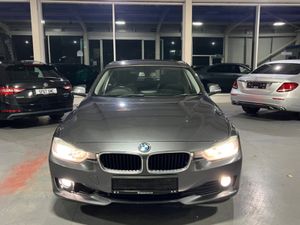 BMW 3-Series 3 series 316d Manual ES - Image 2