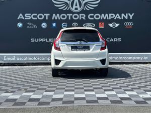 Honda Fit Hybrid - Image 2