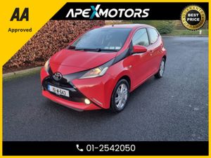 Toyota Aygo FINANCE ARRANGED * 1.0 5DR X-PLAY 5Dr - Image 3