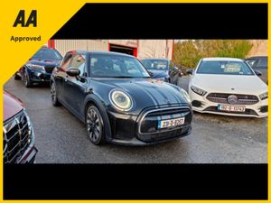 Mini Cooper 2023 Auto Exclusive 5 Door 37369kms - Image 2