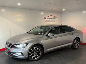 Volkswagen Passat ELEGANCE 2.0 TDI MANUAL 6SPEED F - Image 3