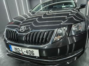 Skoda Octavia STYLE 1.6 TDI 115HP 4DR - Image 3