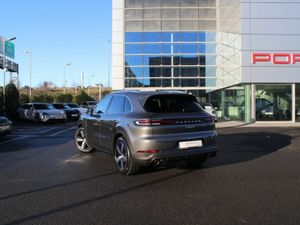 Porsche Cayenne E-Hybrid - Image 3