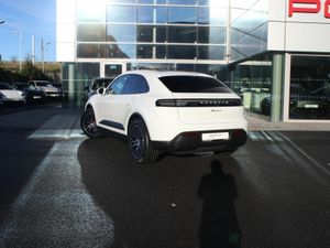 Porsche Macan Electric - Image 3