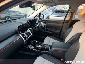Kia Sorento 2.2 K3 4X2 Diesel 7 seats - Image 4