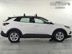 Opel Grandland X SC 1.2i 130PS 6 Speed - Image 2