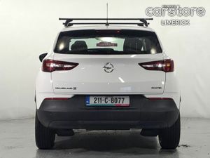 Opel Grandland X SC 1.2i 130PS 6 Speed - Image 4