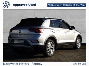 Volkswagen T-Roc 2.0TDI 116BHP STYLE PL WITH WINTE - Image 4