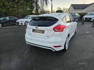 Ford Focus ST-LINE - Image 4