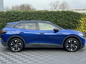 Volkswagen ID.4 PRO LIFE 77KWH // 19" DIAMOND CUT - Image 2