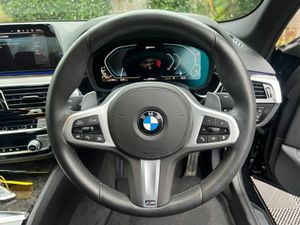 BMW 5-Series 530e LCI M-SPORT COMPETITION 2.0 HYBR - Image 4