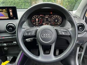 Audi Q2 SPORT 1.0 TFSI AUTO // AMBIENT LIGHTING // - Image 4
