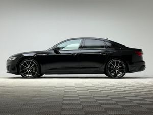 Audi A6 50 TFSI E S LINE BLACK EDITION - Image 4