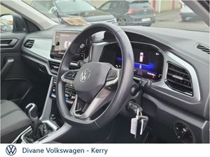 Volkswagen T-Roc LIFE 2.0 TDI M6F 116 BHP - Image 4