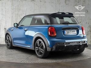 Mini Cooper 3-Door Cooper Sport - Image 2