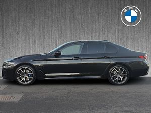 BMW 5-Series 530e M Sport Saloon - Image 4