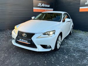 Lexus IS 2.5 HYRBID - Image 3