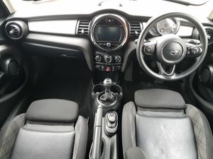 Mini Cooper Cooper - Image 4