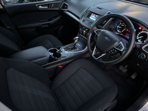 171 FORD GALAXY ZETEC 150 AUTO 7 SEATER V CLEAN - Image 4